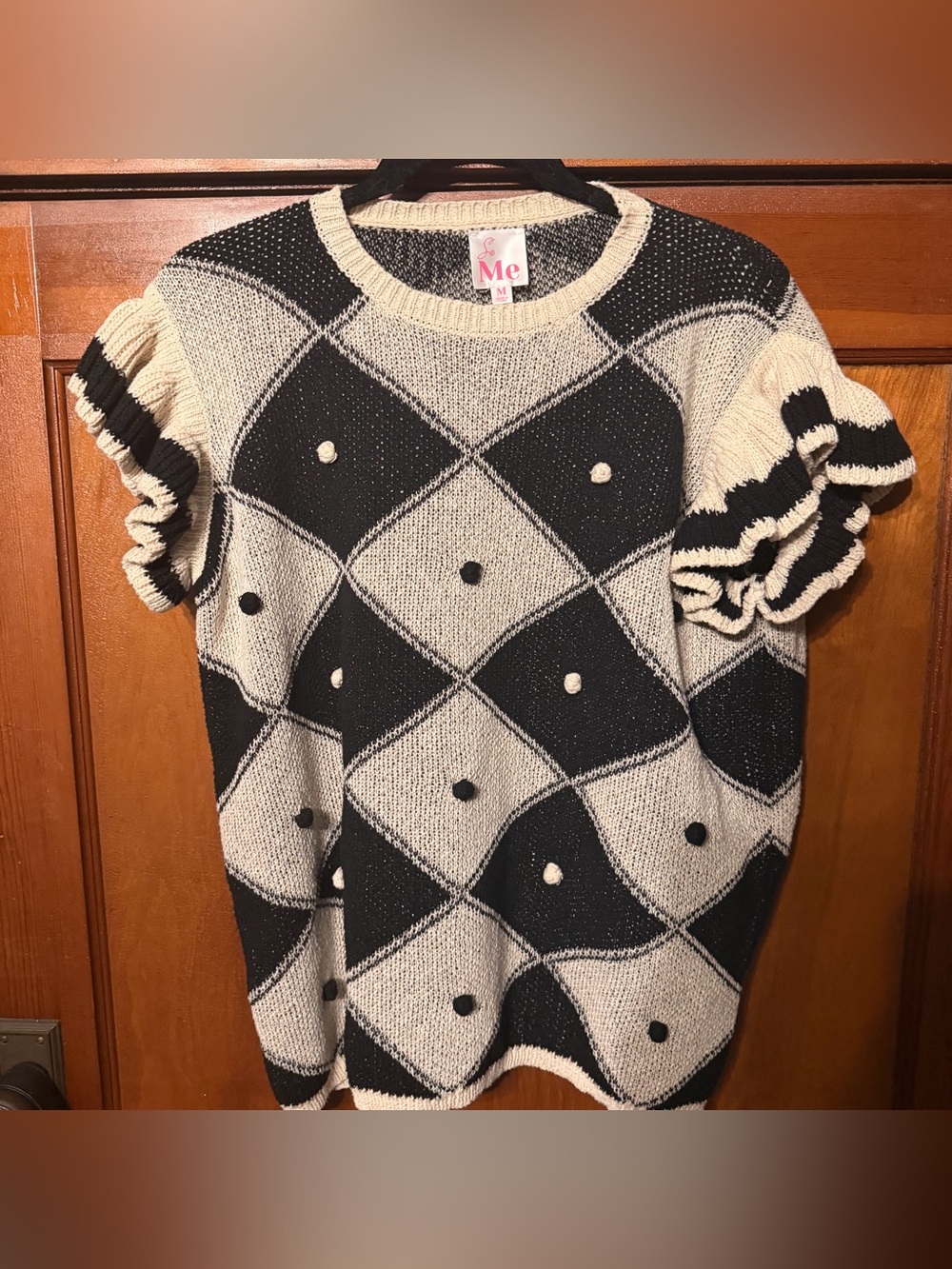 So Me black & white harlequin diamond sweater top ruffled sleeve oversized